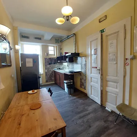 Vv Way - Lisica Zvitorepka * Ljubljana