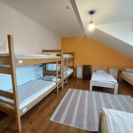 Vv Way - Lisica Zvitorepka * Ljubljana