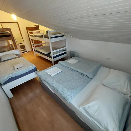 Apartman Vv Way - Lisica Zvitorepka