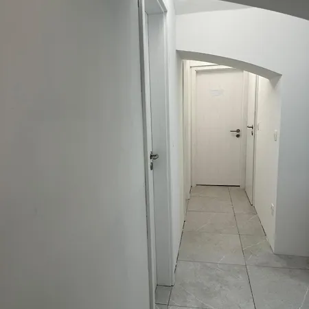 Apartman Vv Way - Lisica Zvitorepka *