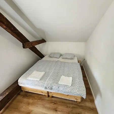 Vv Way - Lisica Zvitorepka Apartman