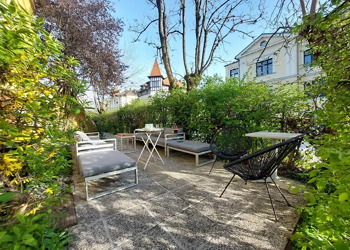 Vv Way - Lisica Zvitorepka アパート *