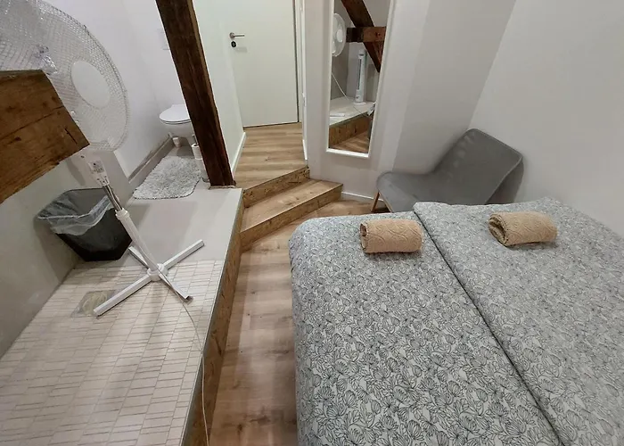 Vv Way - Lisica Zvitorepka Apartman